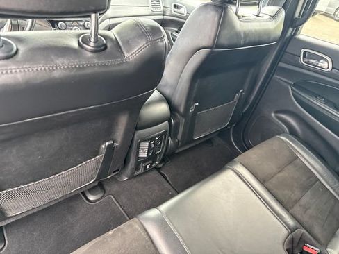 Used 2020 Jeep Grand Cherokee Altitude AWD/4WD image 34