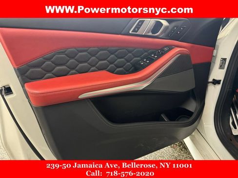 Used 2021 BMW X5 M w/ Competition Package AWD/4WD image 25