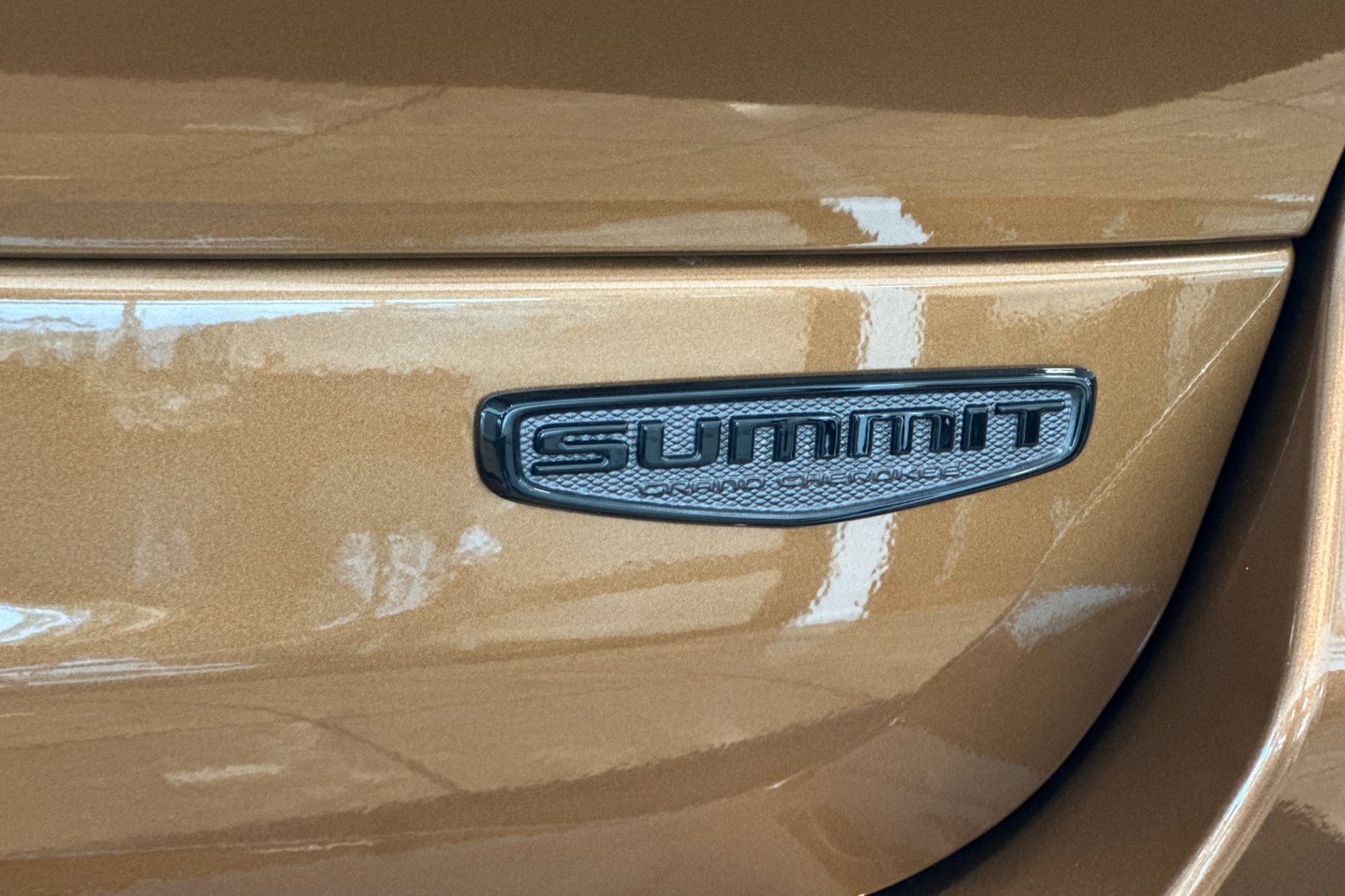 New 2026 Jeep Grand Cherokee L Summit w/ Obsidian Package AWD/4WD image 26