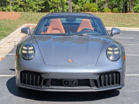 Certified 2025 Porsche 911 Targa 4 GTS AWD/4WD image 34