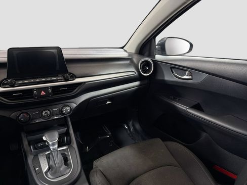 Used 2020 Kia Forte LXS FWD image 22