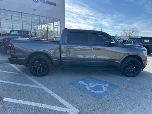 Used 2021 RAM 1500 Laramie w/ Night Edition image 31