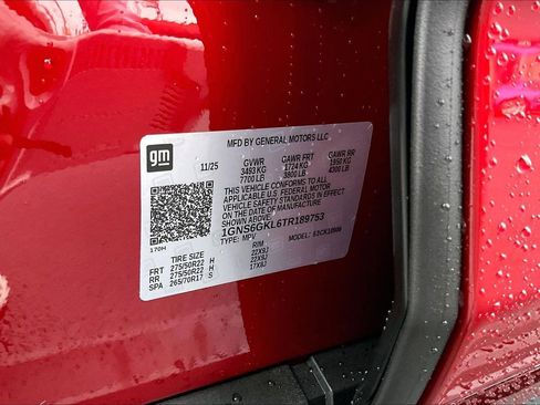 New 2026 Chevrolet Suburban High Country image 13