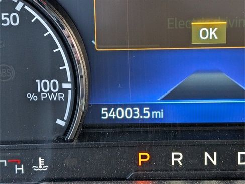 Certified 2022 Ford Maverick Lariat w/ Lariat Luxury Package image 24