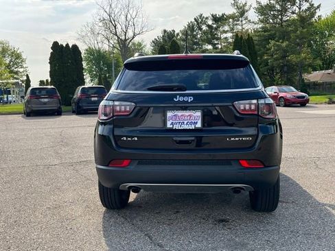 Used 2023 Jeep Compass Limited AWD/4WD image 4
