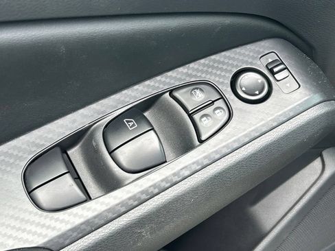 Certified 2025 Nissan Altima 2.5 S FWD image 20