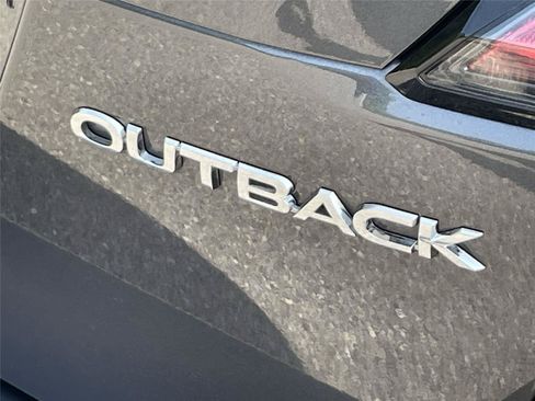 Used 2024 Subaru Outback Premium AWD/4WD image 10