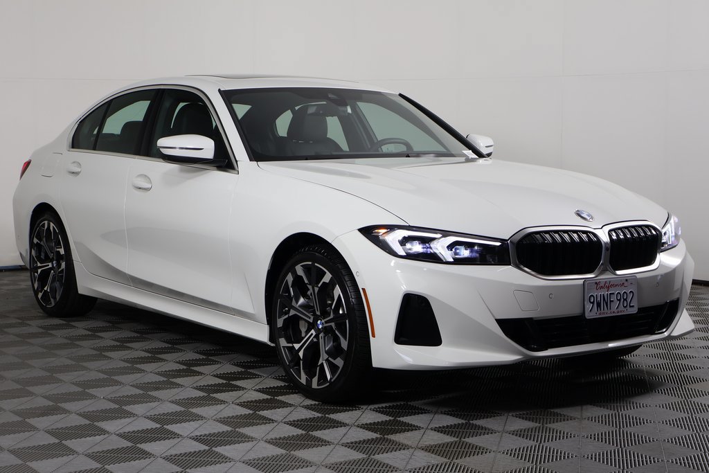 Certified 2026 BMW 330i Sedan w/ Premium Package RWD image 3