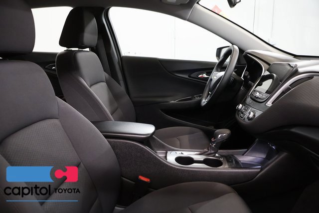Used 2024 Chevrolet Malibu RS FWD image 28