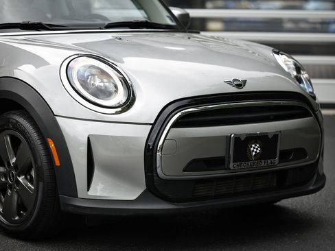 Used 2024 MINI Cooper 2-Door Hardtop FWD image 2