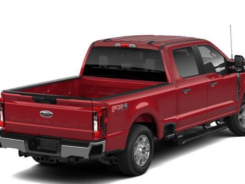 New 2026 Ford F250 XLT w/ FX4 Off-Road Package image 3