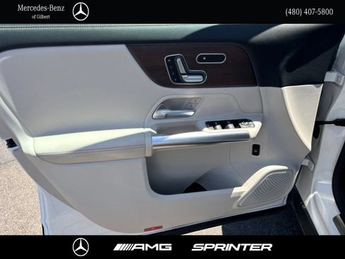 Certified 2023 Mercedes-Benz GLA 250 w/ Premium Package image 11