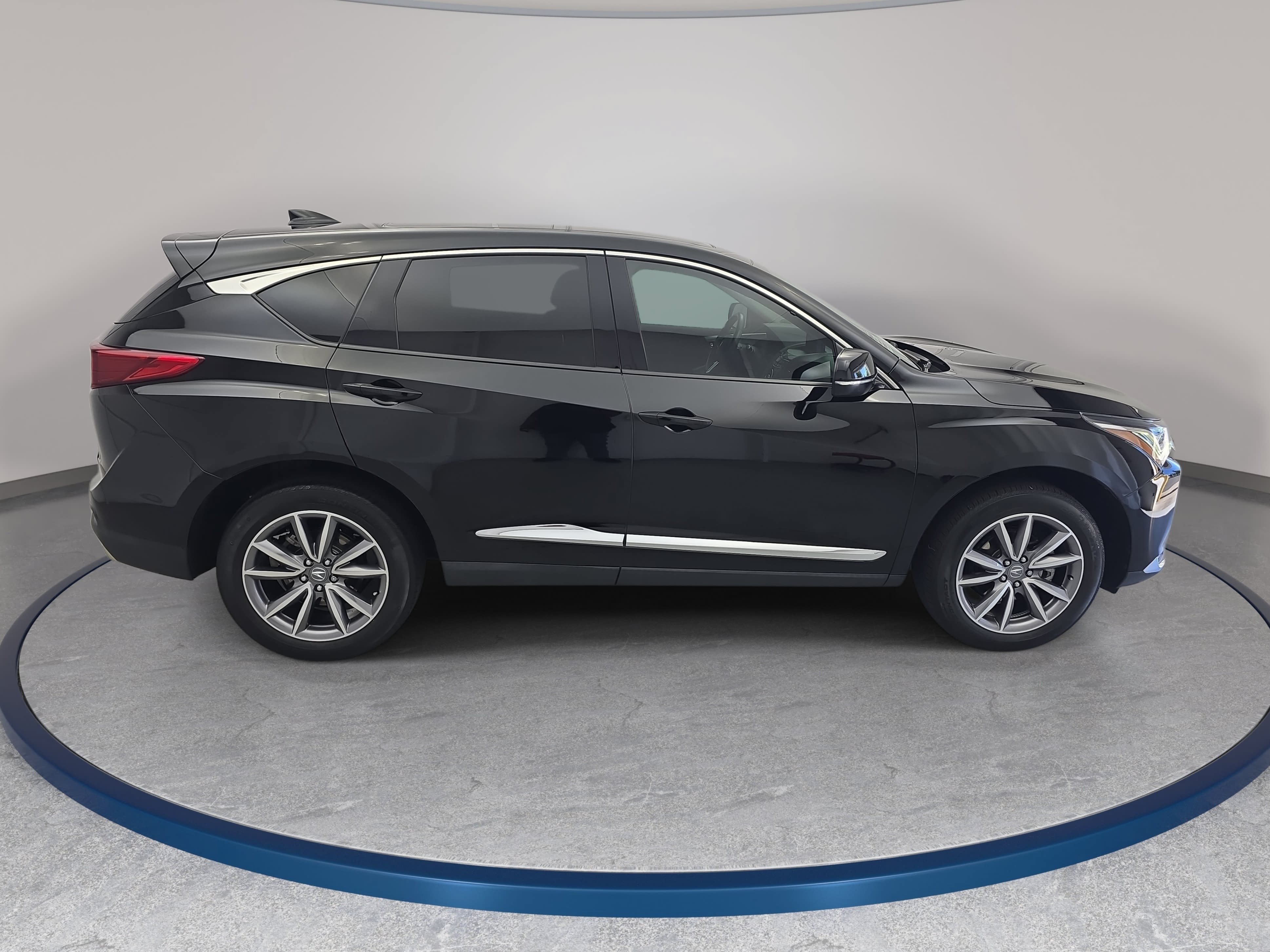 Used 2023 Acura RDX w/ Technology Package AWD/4WD image 4