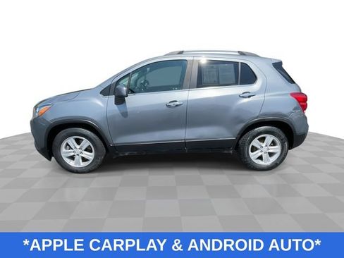 Used 2019 Chevrolet Trax LT w/ LT Convenience Package FWD image 6