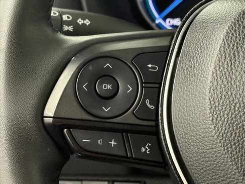 Certified 2025 Toyota RAV4 XSE image 22