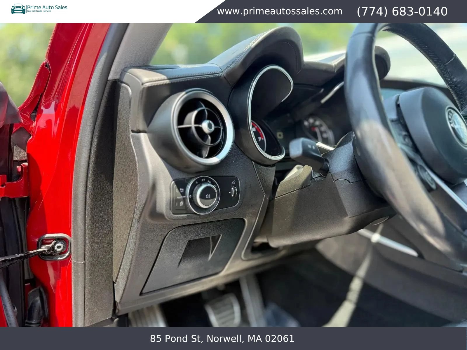 Used 2018 Alfa Romeo Stelvio Ti Lusso AWD/4WD image 12