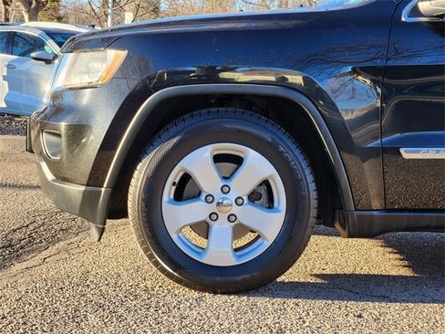 Used 2013 Jeep Grand Cherokee Laredo image 8