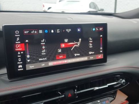 Certified 2024 Dodge Hornet GT w/ GT Blacktop Package image 17