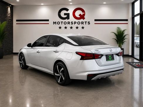 Used 2023 Nissan Altima 2.5 S FWD image 5