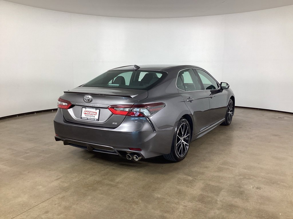 Used 2024 Toyota Camry SE FWD image 5
