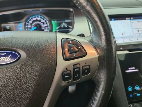 Used 2018 Ford Taurus SHO AWD/4WD image 19