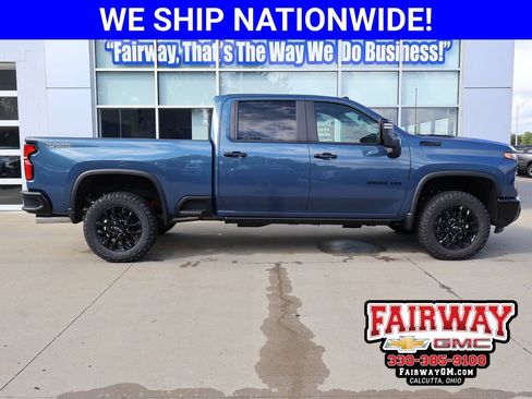 New 2026 Chevrolet Silverado 3500 LT w/ Trail Boss Package AWD/4WD image 1