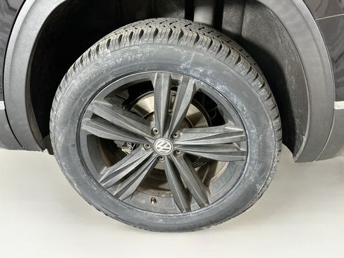 Used 2019 Volkswagen Atlas SEL FWD image 11