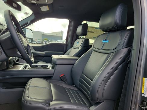 New 2026 Ford F250 Platinum image 13