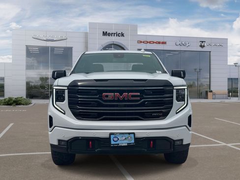 Used 2025 GMC Sierra 1500 AT4 AWD/4WD image 3
