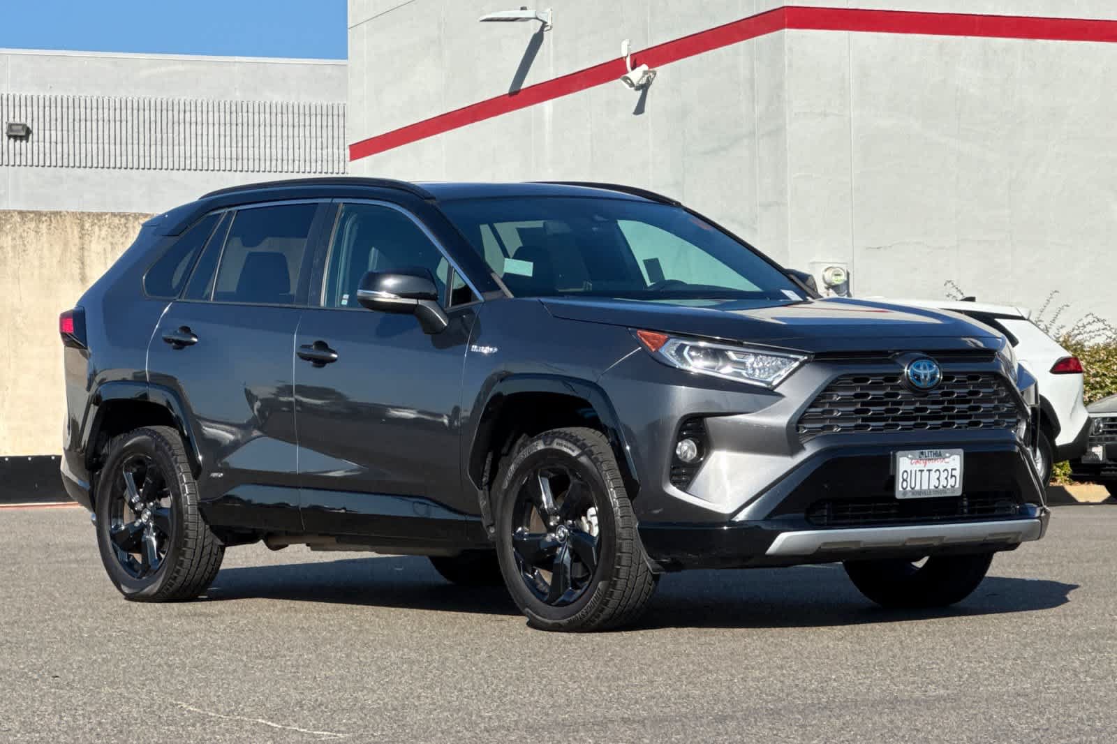 Used 2021 Toyota RAV4 XSE AWD/4WD image 5