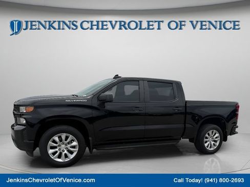 Used 2022 Chevrolet Silverado 1500 Custom w/ Safety Confidence Package RWD image 10