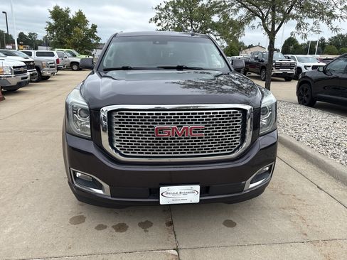 Used 2015 GMC Yukon Denali AWD/4WD image 9