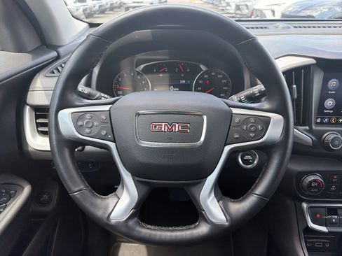 Used 2024 GMC Terrain SLT AWD/4WD image 18