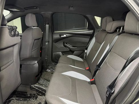 Used 2018 Ford Focus ST FWD image 18