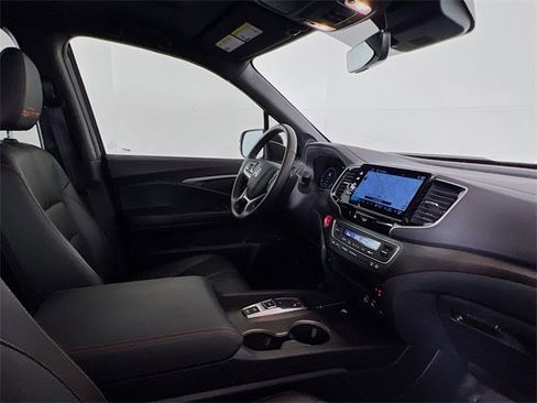 Certified 2024 Honda Ridgeline TrailSport image 10