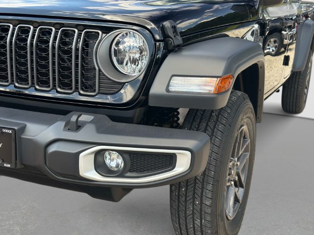 New 2026 Jeep Gladiator Sport AWD/4WD image 10