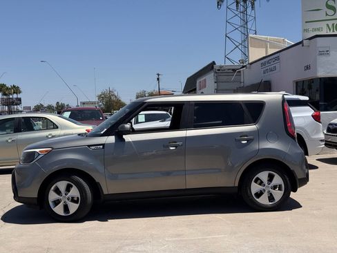 Used 2016 Kia Soul FWD image 7
