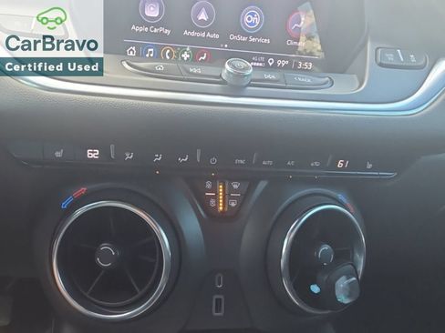 Used 2021 Chevrolet Blazer LT FWD image 18