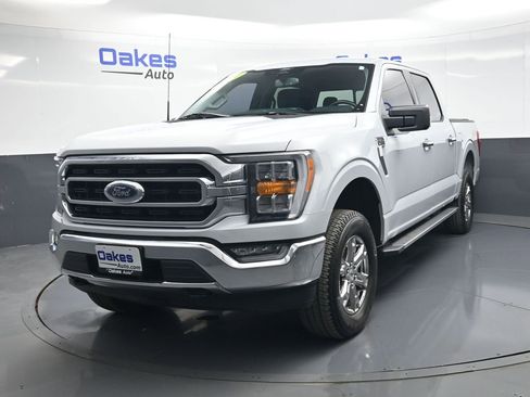 Used 2022 Ford F150 XLT w/ Equipment Group 302A High AWD/4WD image 4