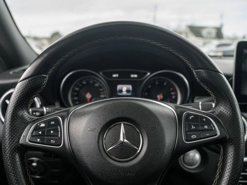 Used 2018 Mercedes-Benz GLA 250 4MATIC image 20