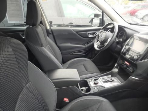Used 2021 Subaru Forester Premium AWD/4WD image 4