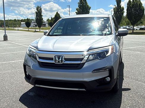 Used 2021 Honda Pilot EX image 16