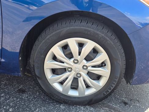 Used 2022 Hyundai Accent SE FWD image 15