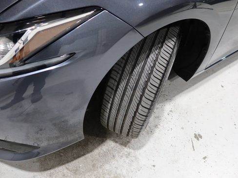 Used 2025 Lexus ES 300h F Sport w/ Accessory Package (Z2) FWD image 11