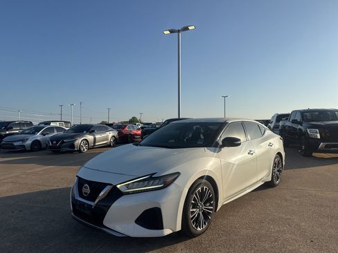 Used 2021 Nissan Maxima 3.5 SV w/ Floor Mat Group image 7