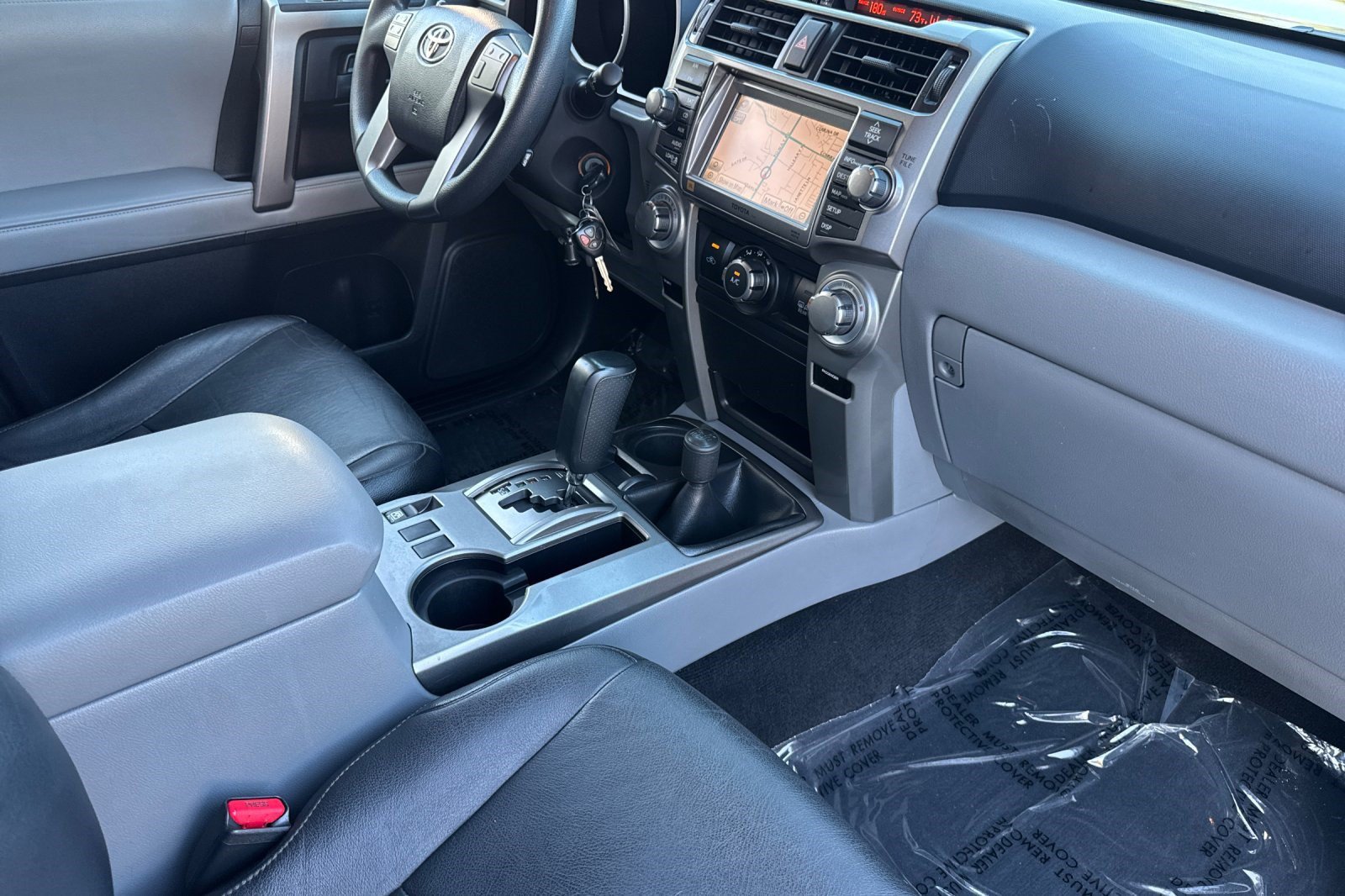 Used 2010 Toyota 4Runner Trail AWD/4WD image 33