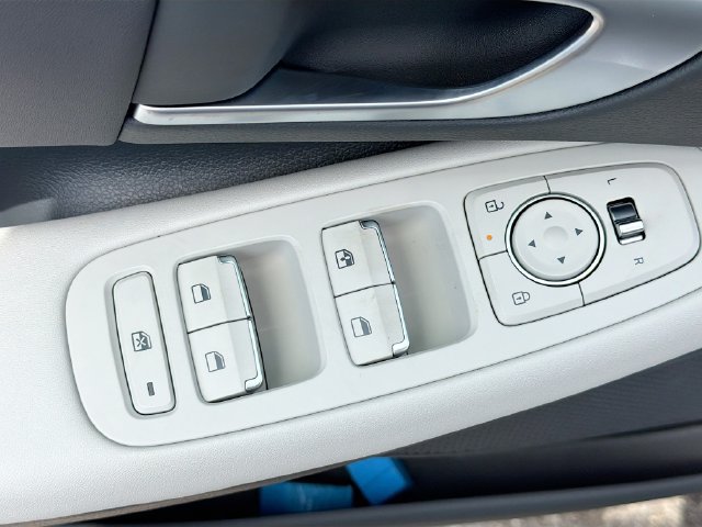 New 2026 Hyundai Sonata Blue FWD image 17