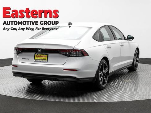 Used 2026 Honda Accord SE image 5