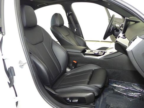 Certified 2023 BMW 330e w/ Premium Package image 19