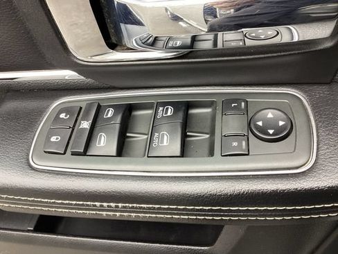 Used 2013 RAM 3500 Laramie w/ Convenience Group AWD/4WD image 28